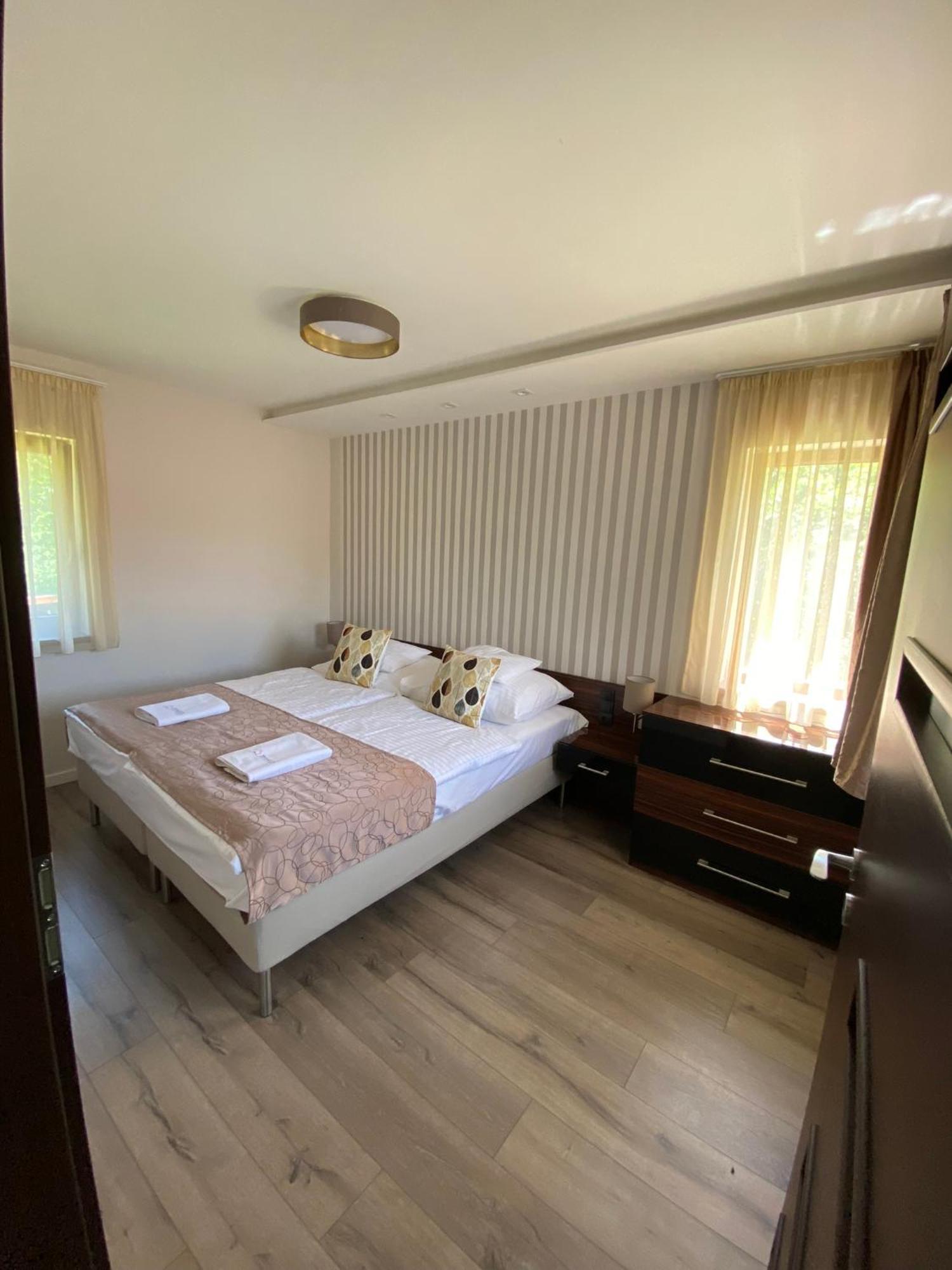 Terrasun Apartments Балатонсарсо Екстериор снимка