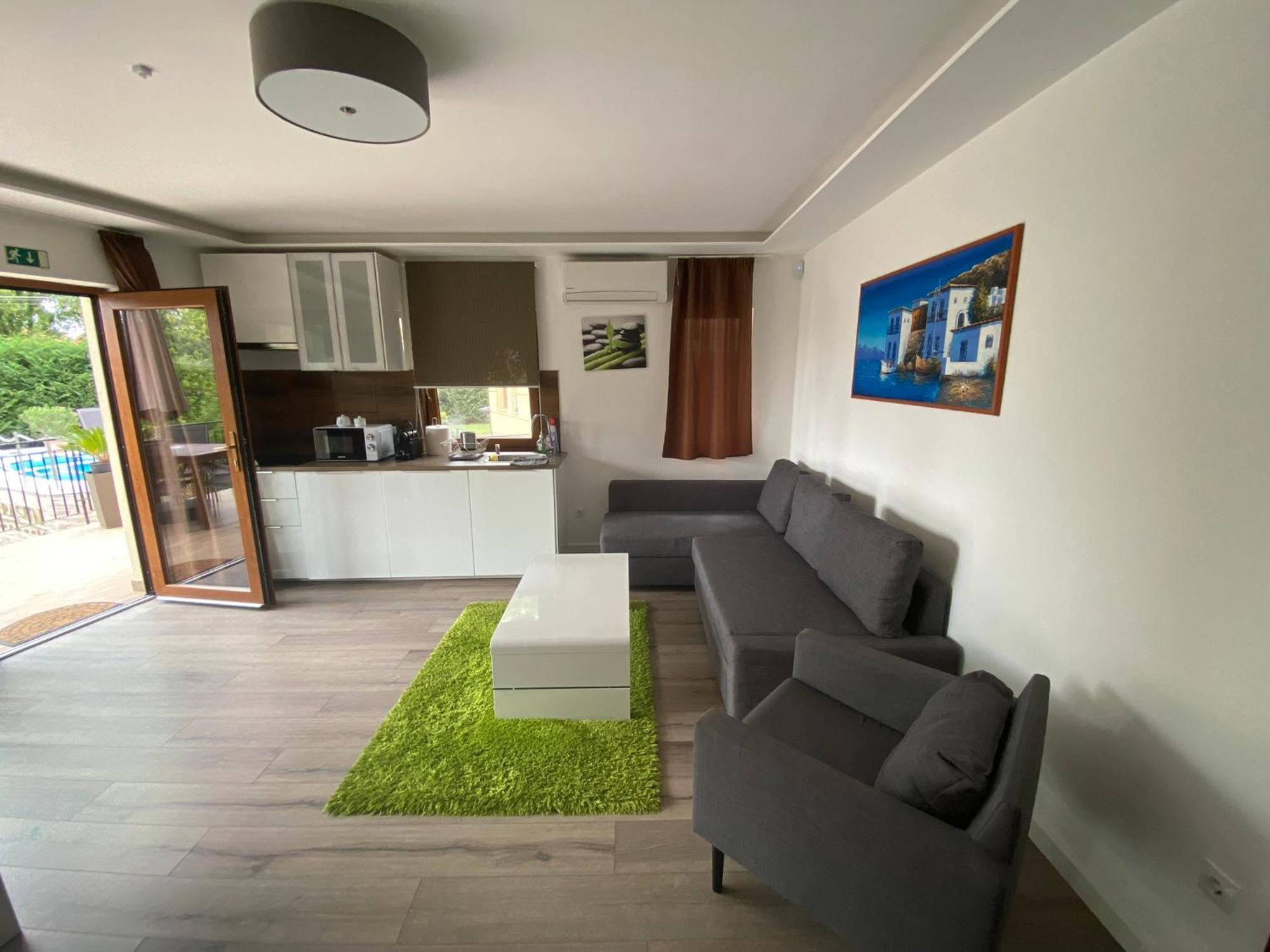 Terrasun Apartments Балатонсарсо Екстериор снимка