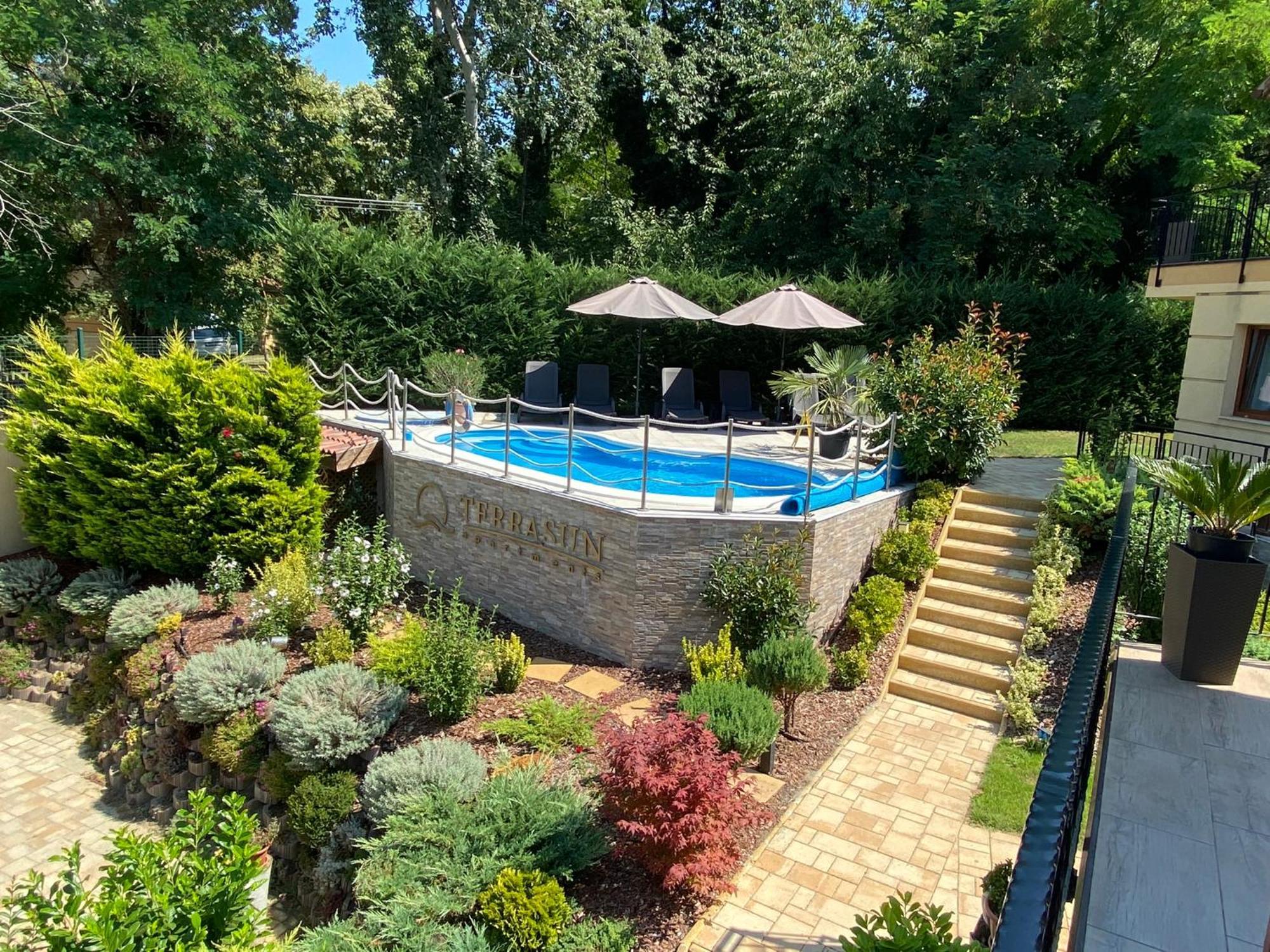 Terrasun Apartments Балатонсарсо Екстериор снимка